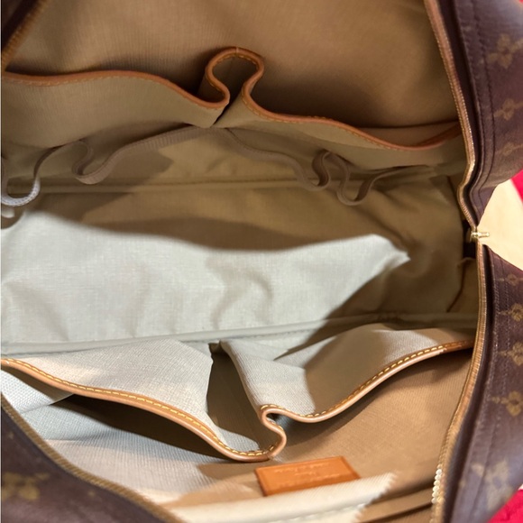 Preloved beautiful condition Louis Vuitton DeauvilleBag - Picture 8 of 16